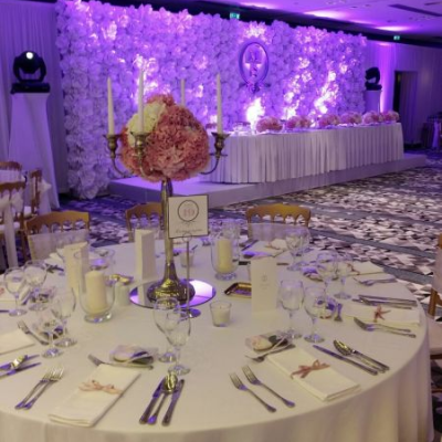 Aranžmani za sto sa hortenzijama