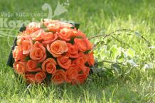 Bidermajer - Loptica od narandžastih ruža