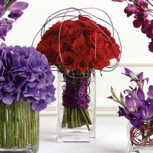 Aranžman - Crvene ruže u staklenoj vazi