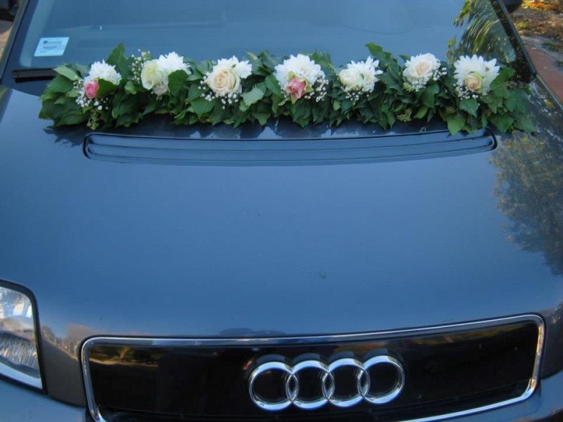 Venčić za auto -  Ruže i margarete